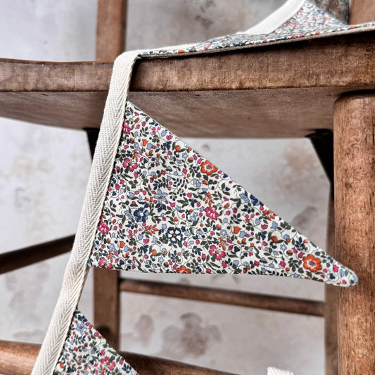 12 Flag Floral Fabric Bunting