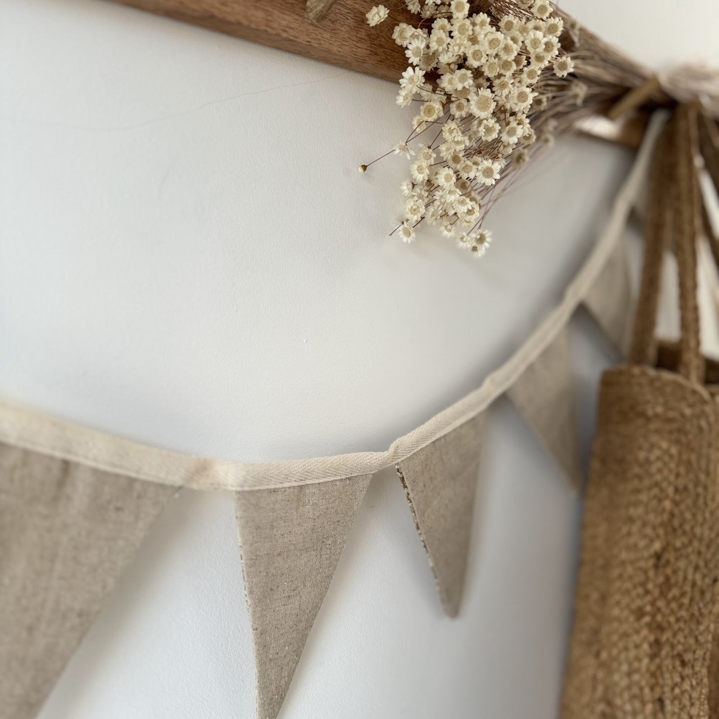 8 Flag Floral Fabric Bunting